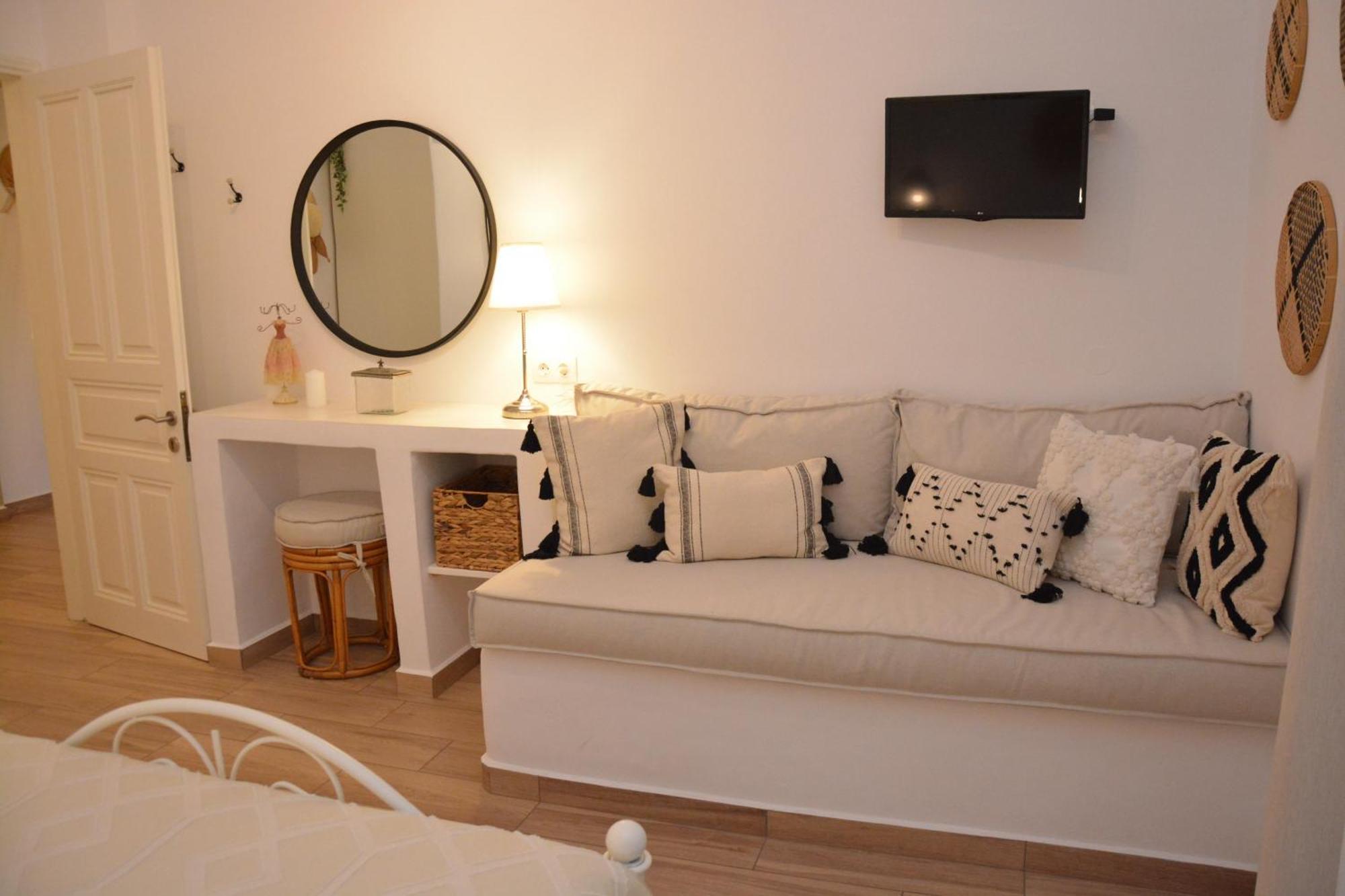 Patmos Little Suites Скала Екстериор снимка